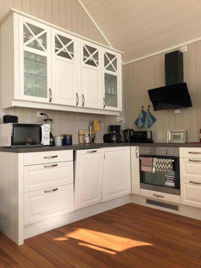 Valberg High Quality Seaview Cabin 外观 照片